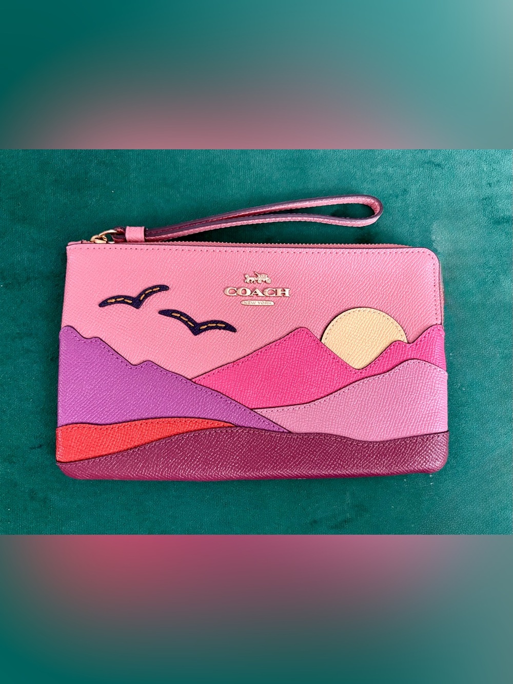 Coach Mountain Motif Cross Leather Zip Closure in Pink